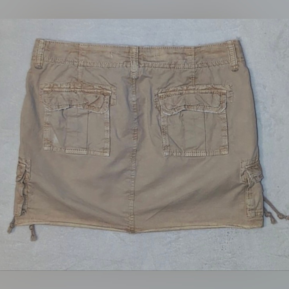 Vintage Y2K Old Navy Cargo Mini Skirt - Picture 2 of 5